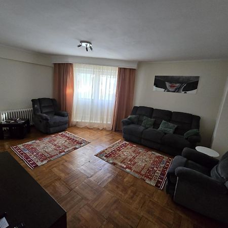 Apartament 3 Camere, Zona Dedeman Питешти Экстерьер фото